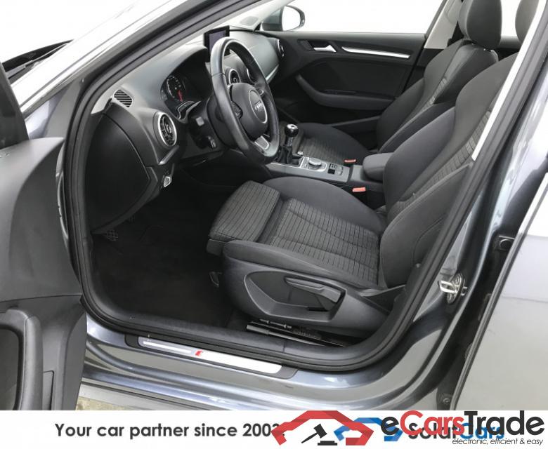 Audi A3 SB 1.6TDi S-Line Eur6 Pano Xenon Navi Sport-Seats PDC Klima #5