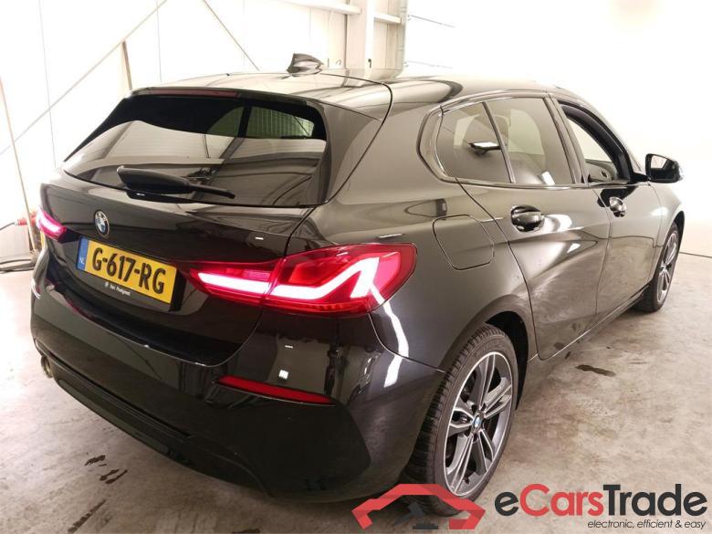 BMW 1 Serie \'19 BMW 1 Serie 118iA 5d #2