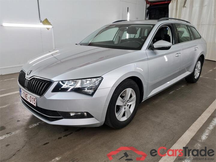 Skoda Superb Combi SUPERB COMBI DIESEL - 2015 1.6 CR TDi Ambition 88kw/120pk 5D/P M6 #1