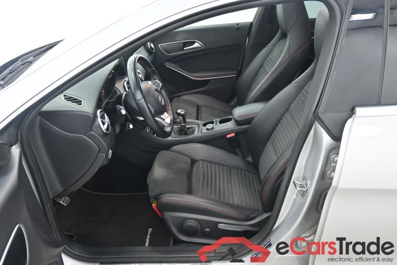 Mercedes CLA 180 d AMG Pano LED-Xenon Navi Command Sport-Leather-Alcantara KeylessGo Klima PDC ... #5