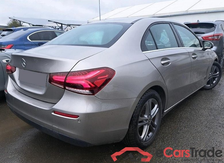 Mercedes A 180 D Aut. LED-Xenon Widescreen Navi 1/2 Sport-Leather KeylessGo Klima PDC ... #3