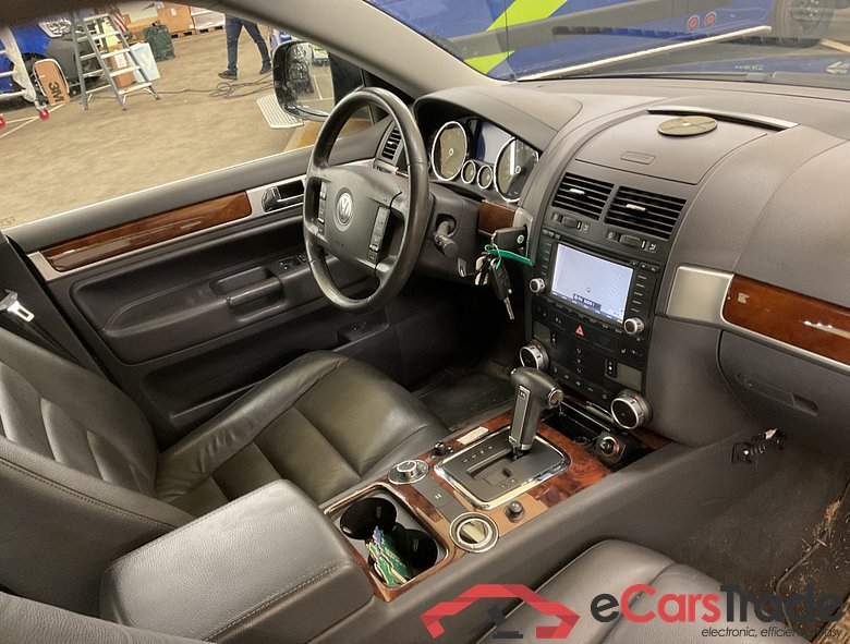 VOLKSWAGEN Touareg R5 TDI TIP DPF 163 HP #6