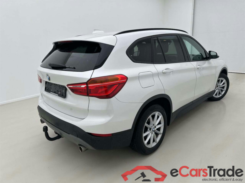 BMW X1 2.0 xDrive18d Aut. Pano Navi KeylessGo Camera Klima PDC ... #3