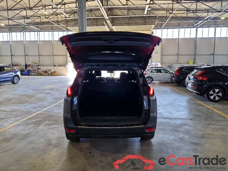 Peugeot 16 PEUGEOT 5008 / 2020 / 5P / SUV BLUEHDI 130 ALLURE PACK EAT8 S/S AUT. #5
