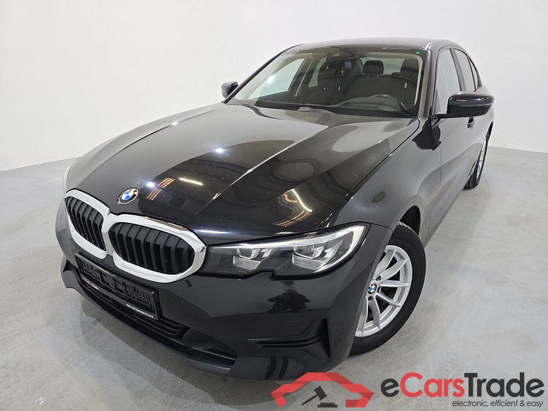 BMW 318d Aut. LED-Xenon Head-Up Navi KeylessGo Camera Klima PDC ... #1