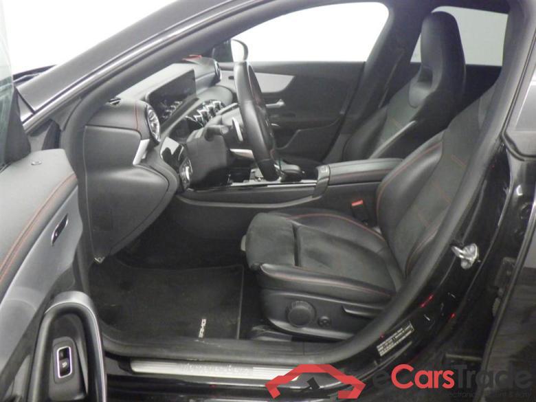 MERCEDES-BENZ CLA Shooting Brake 180 d Bns Sol. AMG #5