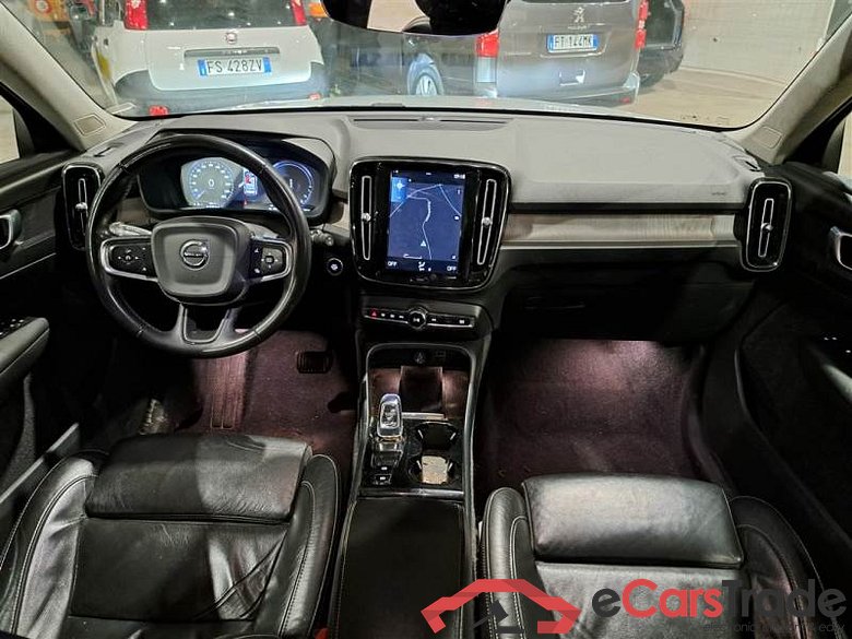 Volvo 81 VOLVO XC40 / 2017 / 5P / FUORISTRADA T4 PLUG-IN HYBRID AUTO RECHARGE INSCR N1 #3