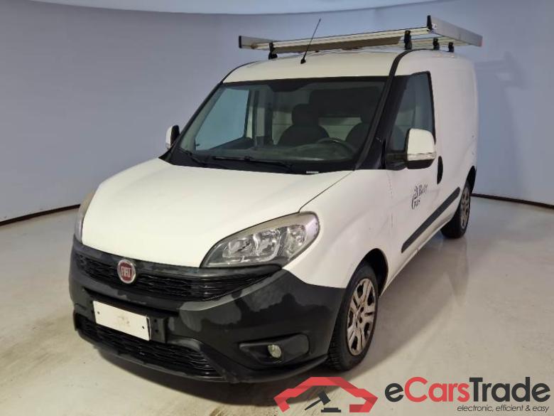 Fiat 44 FIAT DOBLÒ CARGO / 2014 / 4P / VETT. FURGONATA 1.6 MULTIJET 16V 105CV SX EURO 6
