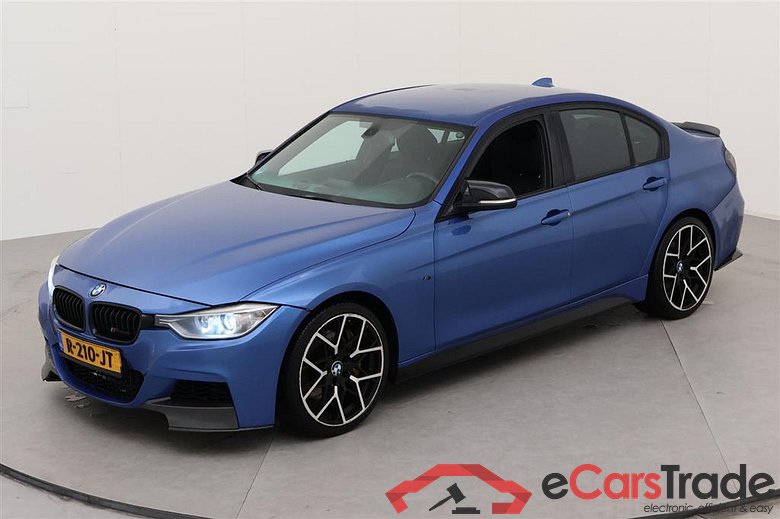 BMW 3-serie 328i xDrive Upgrade Edition M Sport #1