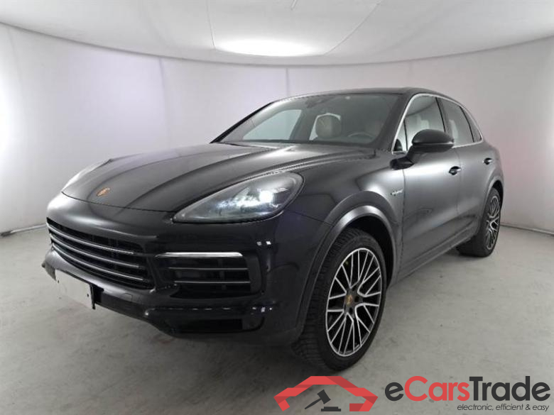 Porsche 16 PORSCHE CAYENNE / 2017 / 5P / SUV 3.0 V6 E-HYBRID