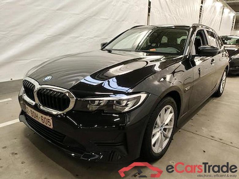 BMW 3 SERIES TOURING 2.0 320E TOURING Business Plus Mirror #1
