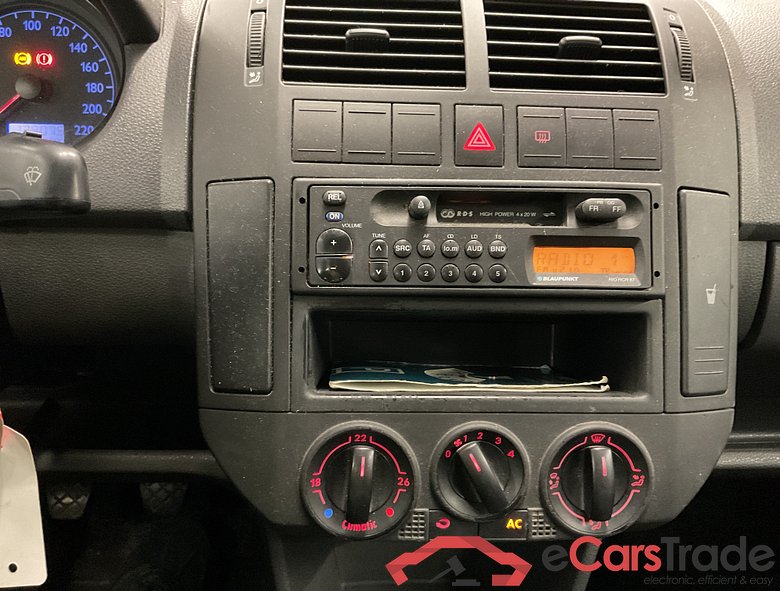 VOLKSWAGEN Polo Polo 1.2i 12v Base #5