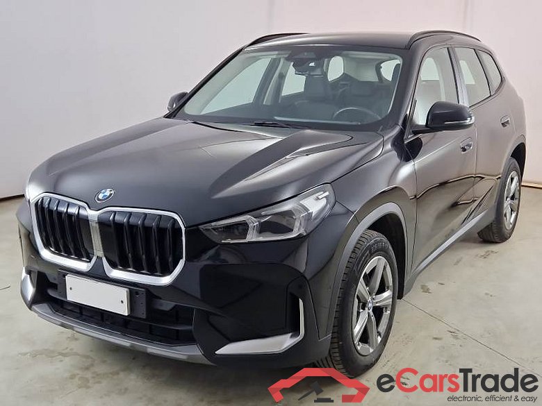 BMW 8 BMW X1 / 2022 / 5P / SUV SDRIVE 18D EDITION ESSENCE DCT #1