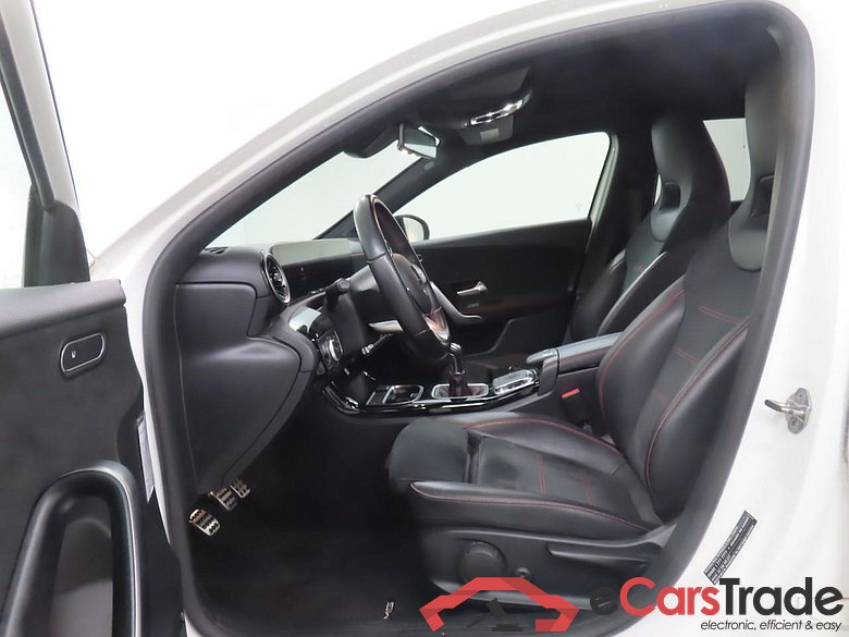 Mercedes A 160 AMG Night Pano LED-Xenon Widescreen Navi 1/2 Sport-Leather-Alcantara KeylessGo Klima PDC ... #3