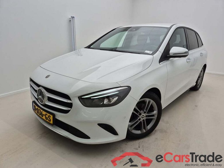 MERCEDES-BENZ B-klasse 180d Premium DCT #1