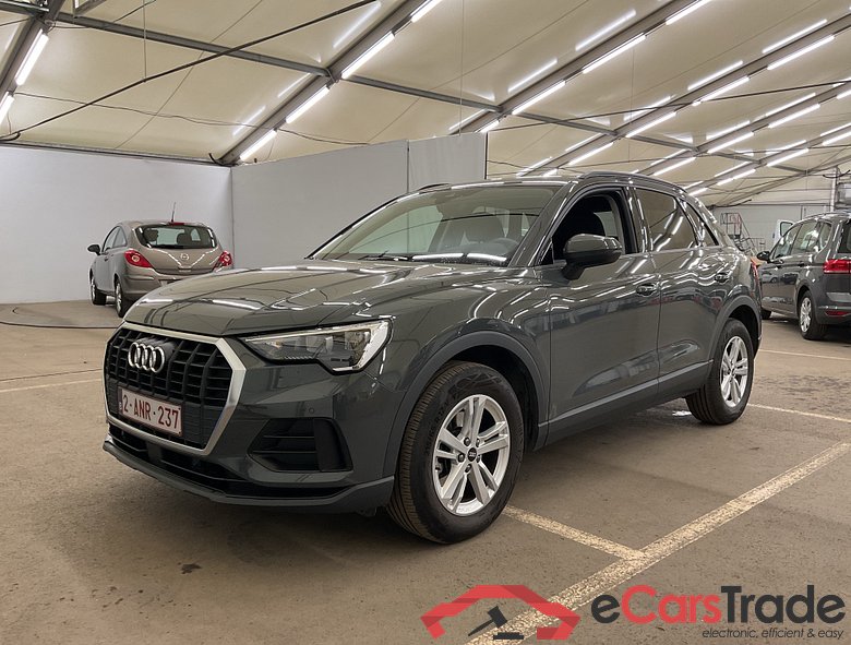 AUDI Q3 Audi Q3  Business edition 35 TDI  110(150) kW(ch) S tronic