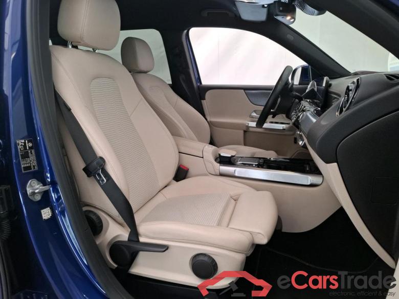 Mercedes GLB 200 Business Line MERCEDES-BENZ GLB / 2019 / 5P / SUV GLB 200 Business Line #6