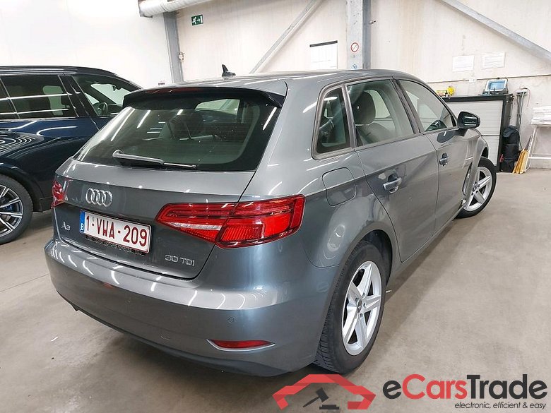 Audi A3 SB 1.6 30 TDI LED-Xenon Navi Sport-Leather Klima PDC ... #2