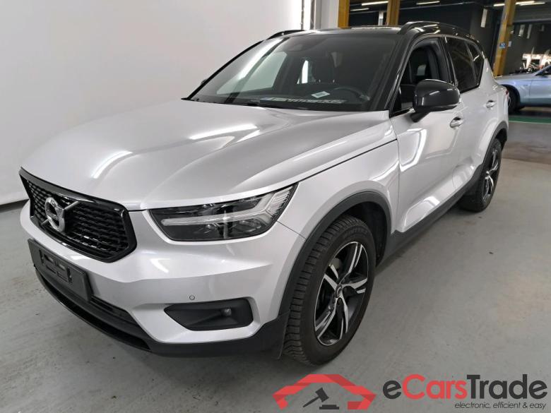 VOLVO XC40 1.5 T3 R-Design Dark & Cool Park Assist Sensus Navigation Winter #1