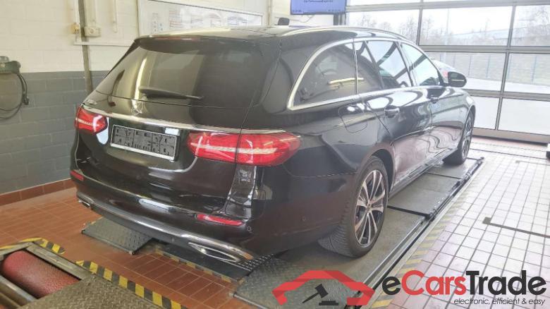 MERCEDES-BENZ E-Klasse T-Modell (BM 213)(06.2016->), E 300 de, T de Avantgarde (EURO 6d-TEMP), 2018 - 2020 #3