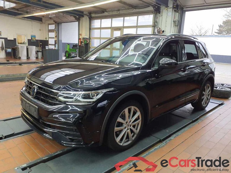 Volkswagen Tiguan (AX1)(07.2020->2024) DE - SUV5 1.5 TSI BMT/Start-Stopp EU6d, R-Line OPF (EURO 6d), (Facelift) 2020 - 2023 #1