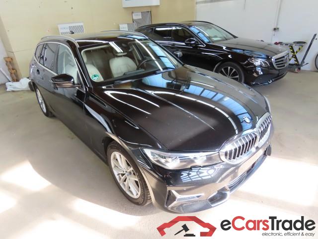 BMW 3-Serie Touring ´18 Baureihe 3 Touring 330 i xDrive Luxury Line 2.0 190KW AT8 E6d #4