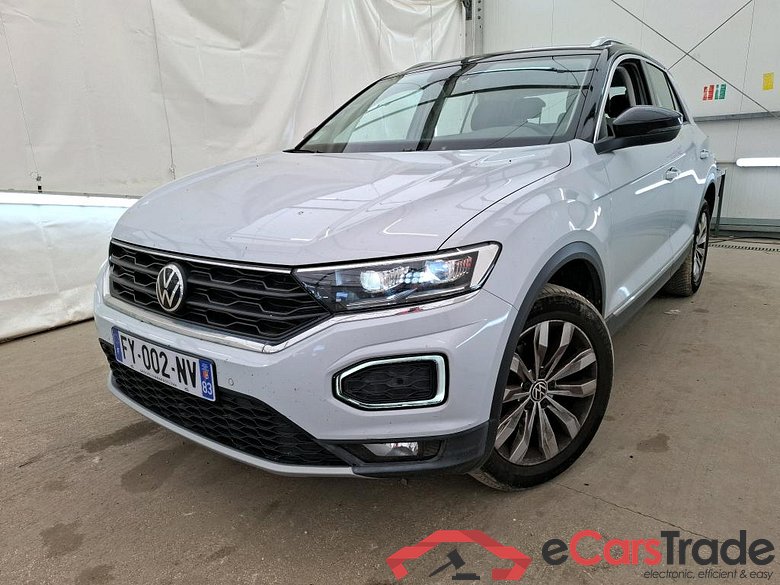 Volkswagen 1.5 TSI 150 EVO CARAT DSG7 VOLKSWAGEN T-Roc / 2017 / 5P / SUV 1.5 TSI 150 EVO CARAT DSG7