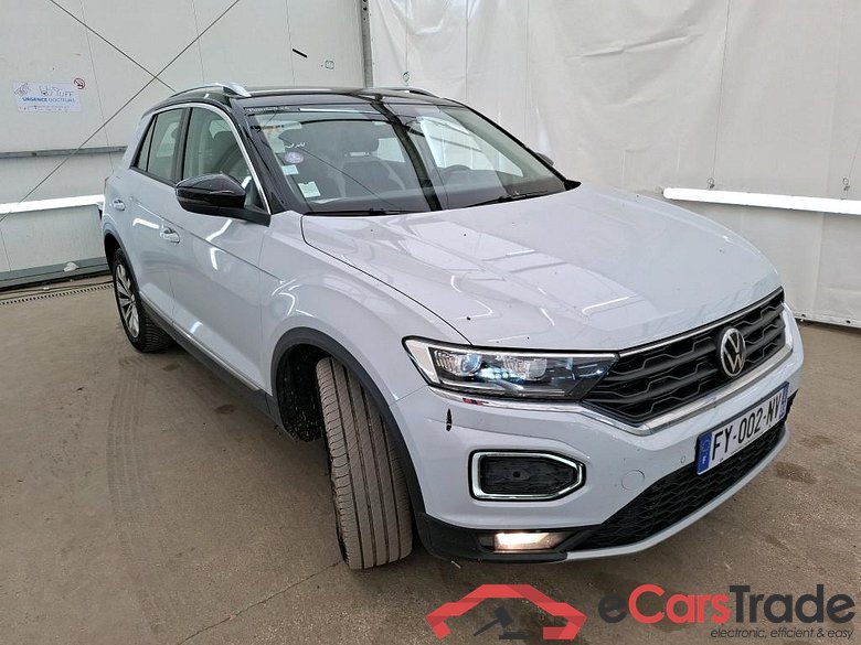 Volkswagen 1.5 TSI 150 EVO CARAT DSG7 VOLKSWAGEN T-Roc / 2017 / 5P / SUV 1.5 TSI 150 EVO CARAT DSG7 #4