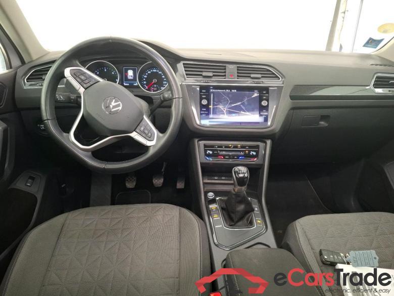 Volkswagen 2.0 TDI 150 BVM6 Life Business VOLKSWAGEN Tiguan / 2020 / 5P / SUV 2.0 TDI 150 BVM6 Life Business #5