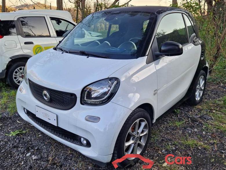 Smart 70YTW(ACQM) SMART FORTWO COUPE 1.0 52KW YOUNGSTER TWINAMIC #1