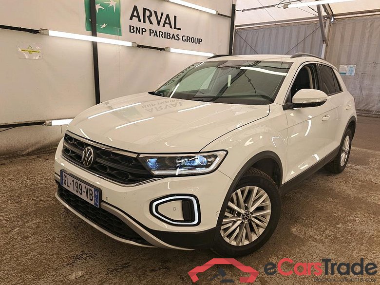 Volkswagen  VOLKSWAGEN T-Roc / 2021 / 5P / SUV 1.5 TSI 150 EVO LIFE DSG7 #1