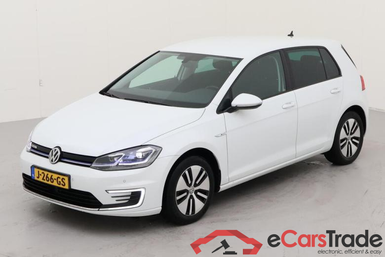 VOLKSWAGEN e-Golf 