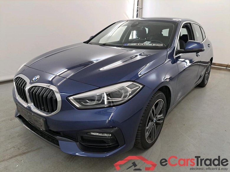 BMW 1-serie 1.5 118I (100KW) Model Sport Business Mirror Parking Assistant