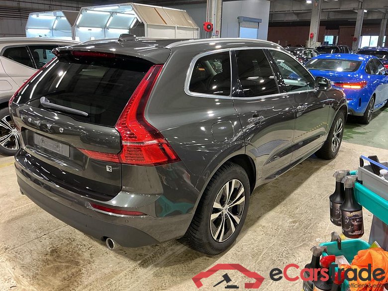 VOLVO XC60 2.0 D3 MOMENTUM PRO Business Pro Park Assist #4