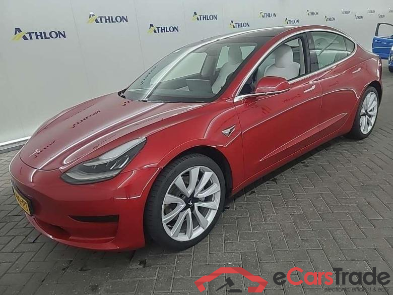 Tesla Model 3 Standard Range Plus RWD 4D 225kW