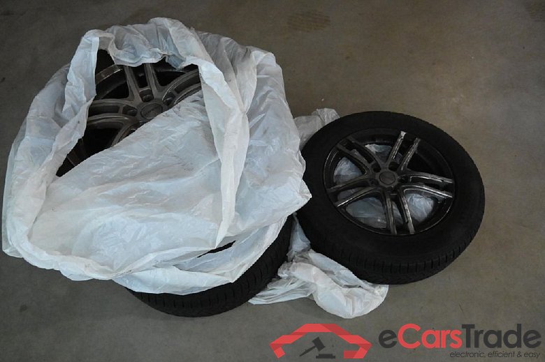 Volvo XC60 ´17 XC60 R Design 2WD 2.0 D4 140KW AT8 E6dT #5