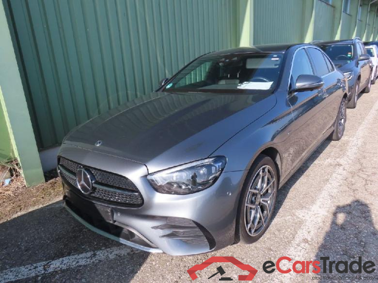 Mercedes E-Class ´16 E -Klasse Lim. E 300 de (213.016)AMG 2.0 AMG Line 225KW AT9 E6d