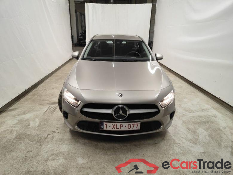 Mercedes-Benz A-Klasse Limousine A 180 d DCT 4d