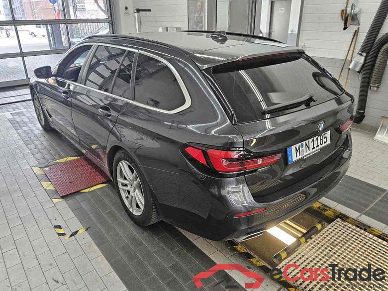 BMW Baureihe 5 Touring (G31)(2017->) DE - Kb5 520 d Mild-Hybrid EU6d, xDrive (EURO 6d), (Facelift) 2020 - 2024 #4