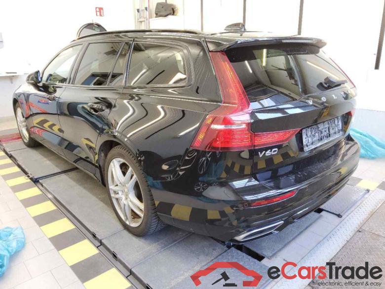 Volvo V60 Kombi (2018->) DE - Kb5 T6 Twin Engine AWD EU6d, R Design Expression Plug-In AWD (E6d), 2020 - #4