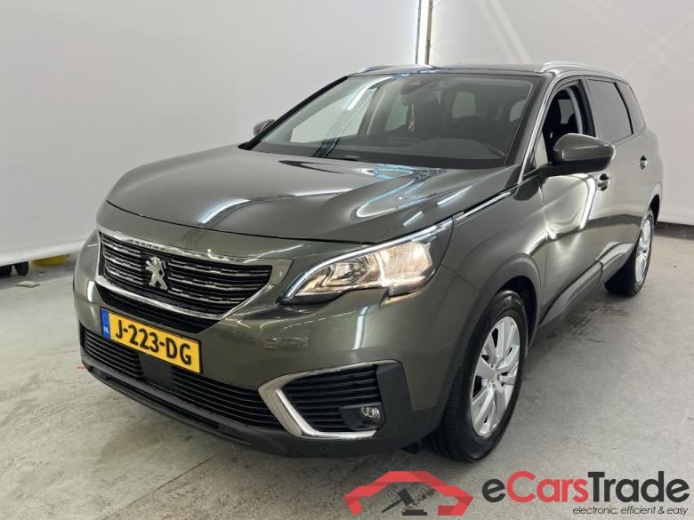 Peugeot 5008 17 - 20 Peugeot 5008 Active PureTech 130 EAT8 5d #1