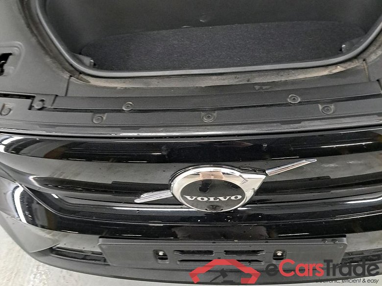 VOLVO XC40 BEV 70KWH RECHARGE ULTIMATE