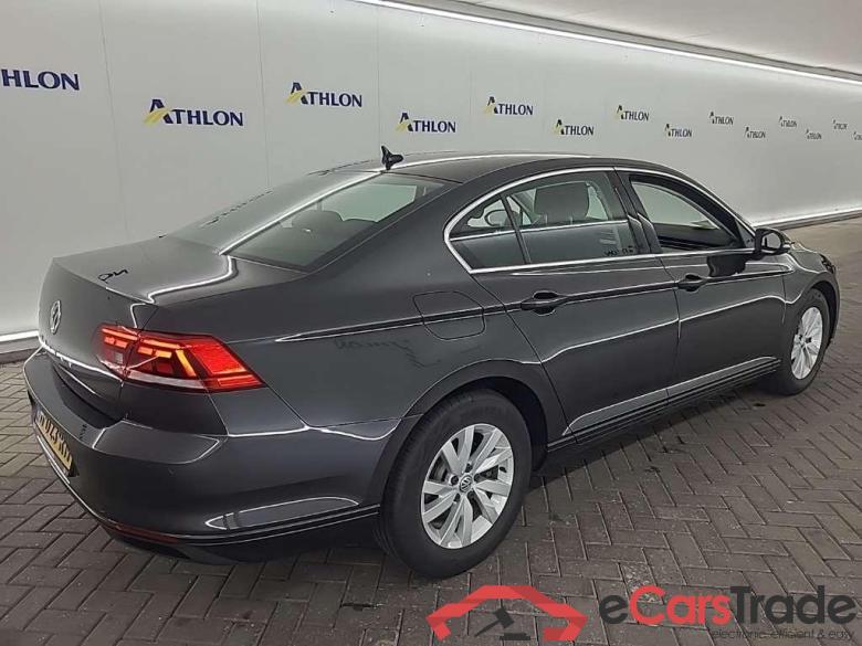 VOLKSWAGEN PASSAT 1.6 TDI 88kW Comfort Business 7-DSG 4D #3