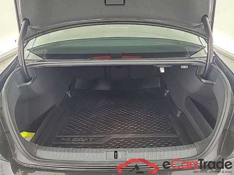 VOLKSWAGEN PASSAT 1.6 TDI 88kW Comfort Business 7-DSG 4D #5