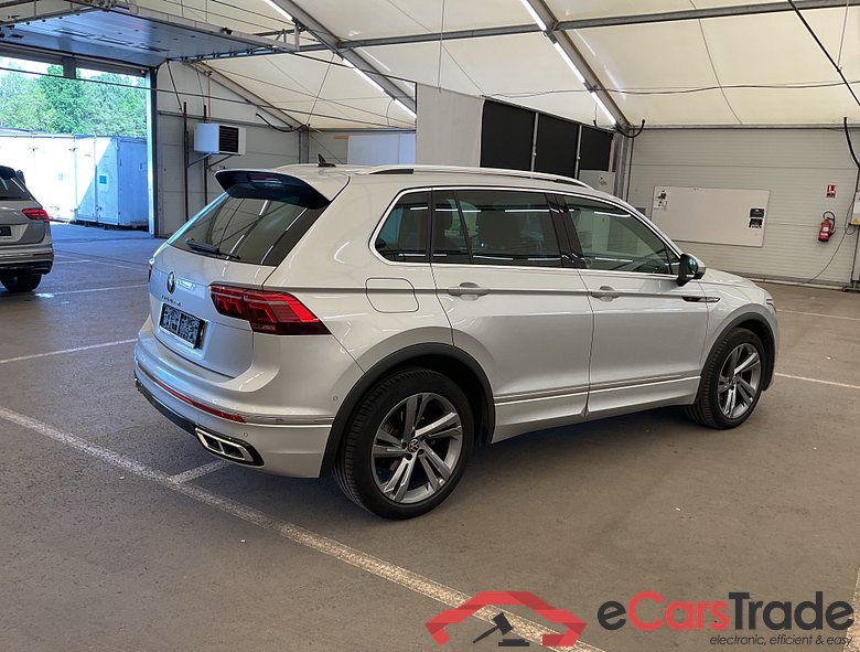 VOLKSWAGEN Tiguan Tiguan R-Line Business Premium 1.5 TSI 110 kW (150 ch) 7 vitesses DSG #2
