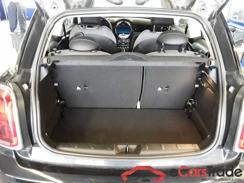 MINI Mini 3-trg. (F56)(2013->) DE - LimS3 SE, Cooper SE Classic Trim, (Facelift 2) 2021 - 2024 #5