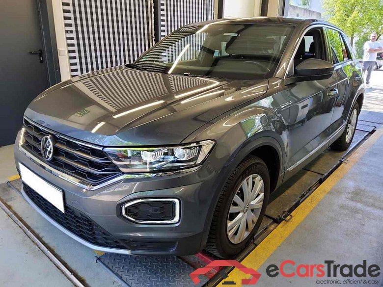 Volkswagen T-Roc (A11)(09.2017->2021) DE - SUV5 1.5 TSI EU6d, Active OPF (EURO 6d), 2021 - 2022 #1
