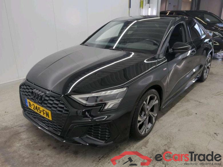 AUDI A3 Limousine 30 TFSI S edition