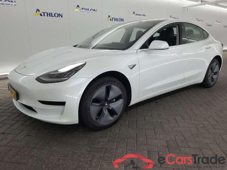 Tesla Model 3 Standard Range Plus RWD 4D 225kW