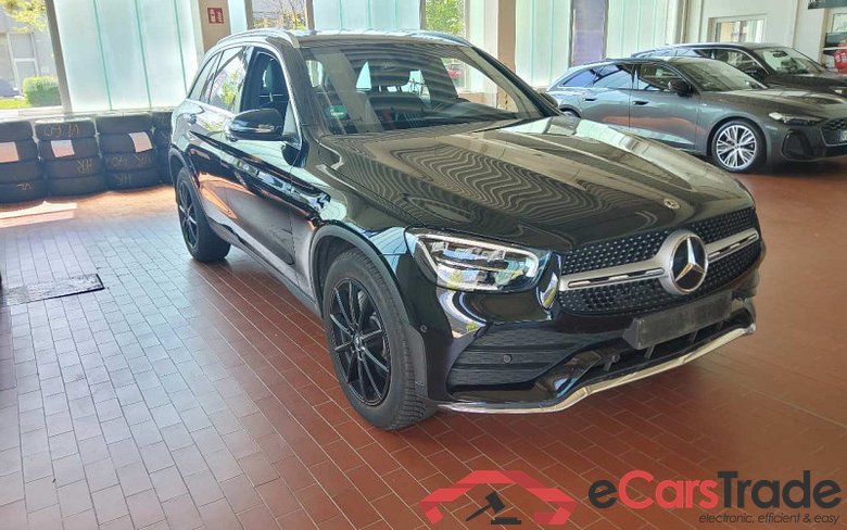 Mercedes-Benz GLC -Klasse (BM 253)(06.2015->) DE - SUV5 GLC 220 d EU6d, d AMG Line 4Matic (EURO 6d), (Facelift) 2019 - 2022 #2